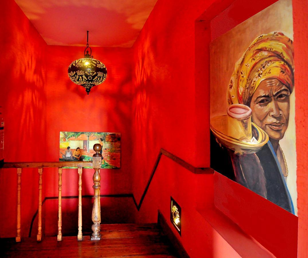 Rova Hotel Antananarivo Exteriör bild