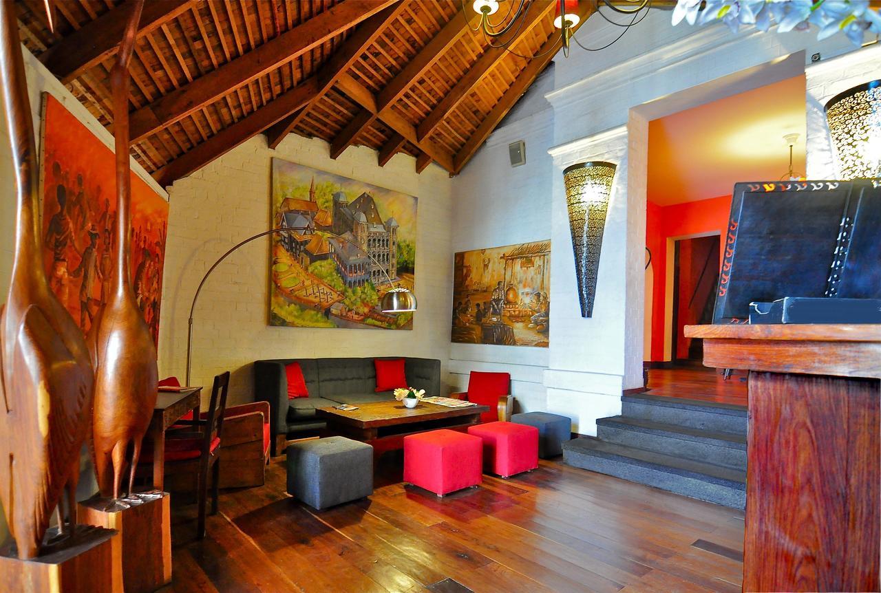Rova Hotel Antananarivo Exteriör bild
