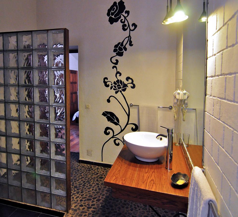 Rova Hotel Antananarivo Exteriör bild