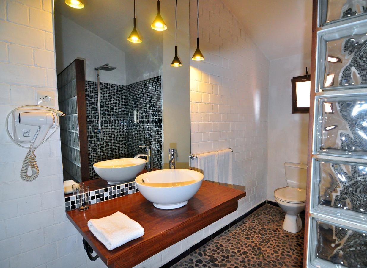 Rova Hotel Antananarivo Exteriör bild