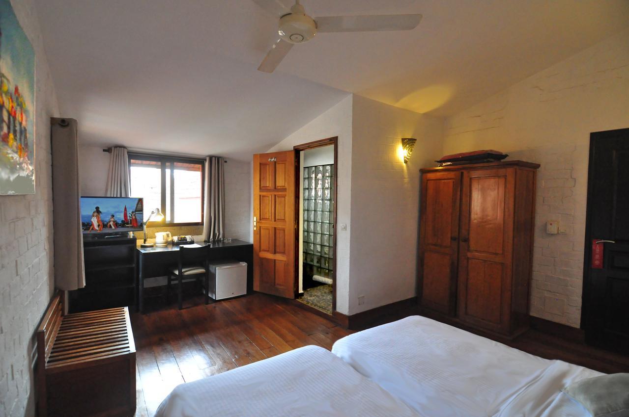 Rova Hotel Antananarivo Exteriör bild