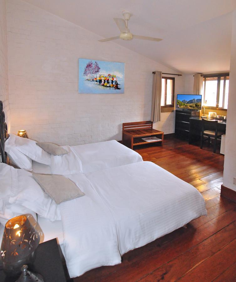 Rova Hotel Antananarivo Exteriör bild
