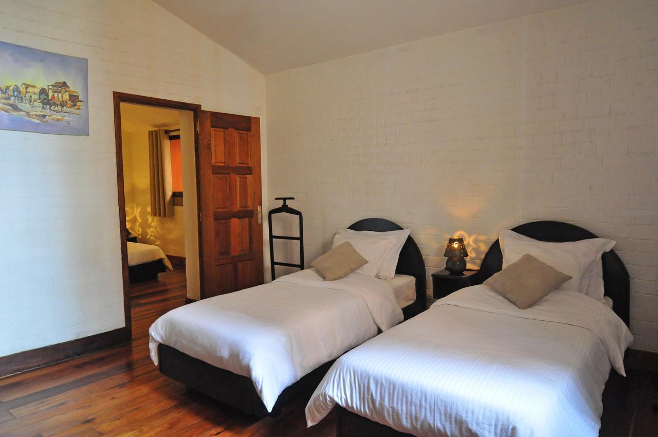 Rova Hotel Antananarivo Exteriör bild