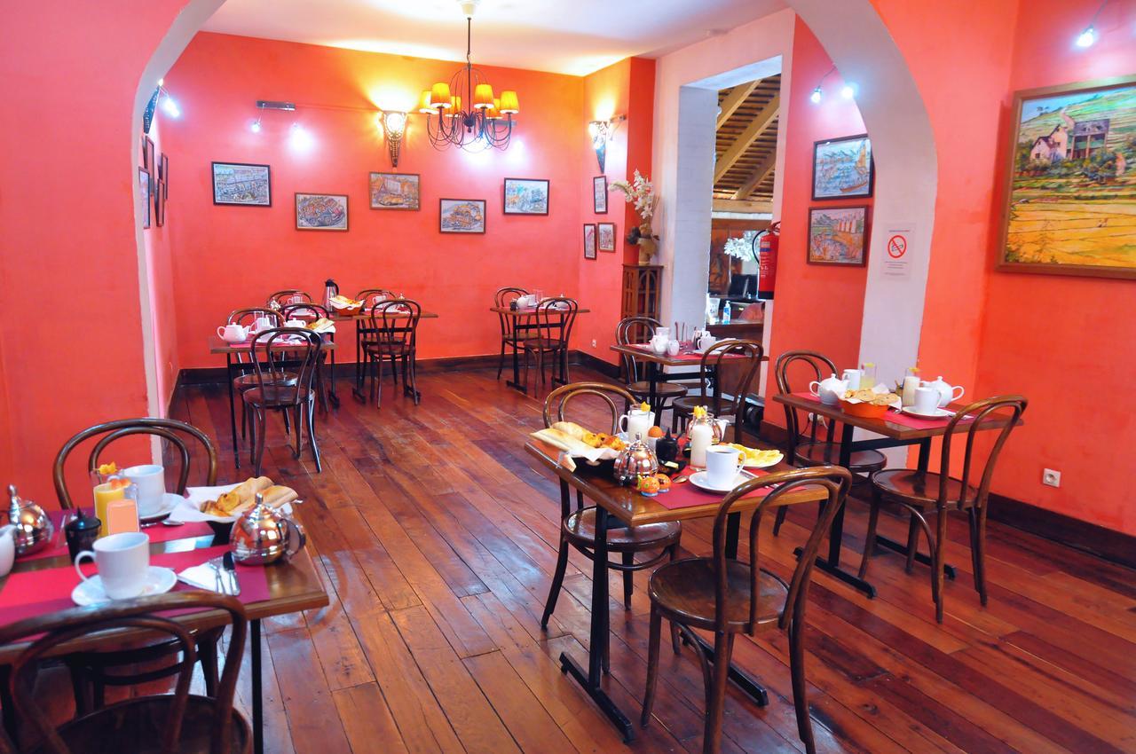 Rova Hotel Antananarivo Exteriör bild